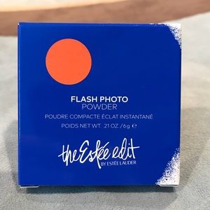 The Estée Edit Flash Photo Powder